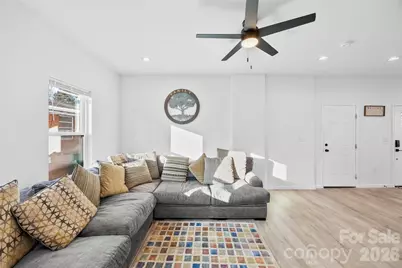 1413 Hateras Avenue, Charlotte, NC 28216 - Photo 37