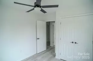 1413 Hateras Ave, Charlotte, NC 28216 - Photo 17