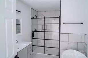 1413 Hateras Ave, Charlotte, NC 28216 - Photo 25