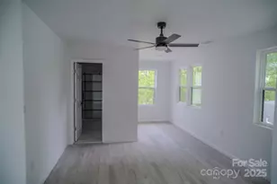 1413 Hateras Ave, Charlotte, NC 28216 - Photo 23