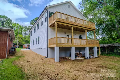 1413 Hateras Avenue, Charlotte, NC 28216 - Photo 41