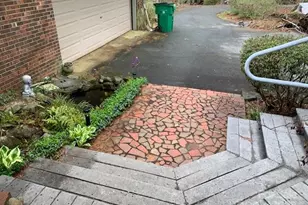 101 Lakemont Dr, Flat Rock, NC 28731 - Photo 5