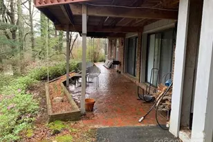 101 Lakemont Dr, Flat Rock, NC 28731 - Photo 9