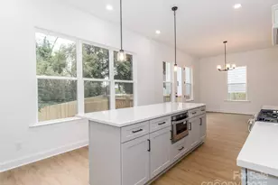 2501 Elon St, Charlotte, NC 28208 - Photo 23