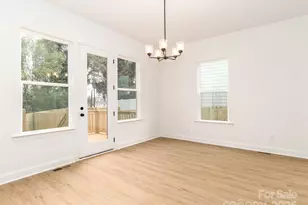 2501 Elon St, Charlotte, NC 28208 - Photo 13