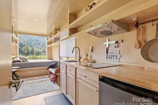 41 Hawks Ridge Estate, Burnsville, NC 28714 - Photo 7