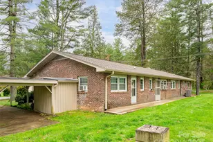 621 A B C & 623 Price Rd, Hendersonville, NC 28739 - Photo 15