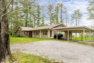 621 A B C & 623 Price Rd, Hendersonville, NC 28739 - Photo 17