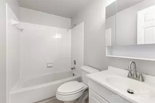 7507 Holly Grove Ct, Charlotte, NC 28227 - Photo 9