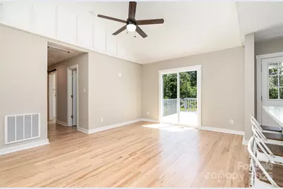 504 N Hawthorne Street, Mount Holly, NC 28120 - Photo 5