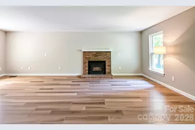 2113 Killarney Place, Charlotte, NC 28262 - Photo 3