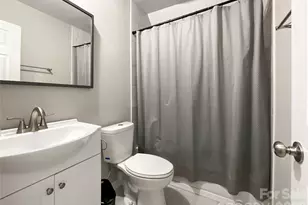 2113 Killarney Pl, Charlotte, NC 28262 - Photo 17