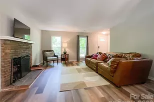 2113 Killarney Pl, Charlotte, NC 28262 - Photo 5