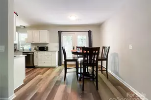 2113 Killarney Pl, Charlotte, NC 28262 - Photo 5