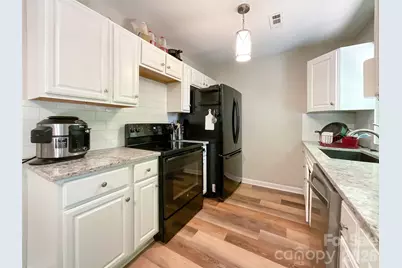 2113 Killarney Place, Charlotte, NC 28262 - Photo 7