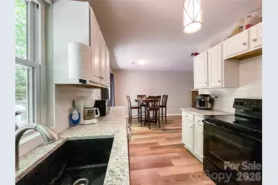 2113 Killarney Place, Charlotte, NC 28262 - Photo 9