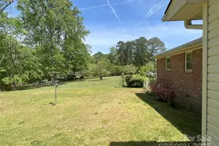 1926 Bud Arthur Bridge Rd, Spartanburg, SC 29307 - Photo 13