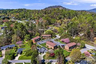 28 Capri Ln, Hendersonville, NC 28792 - Photo 35