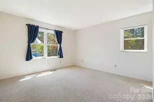 28 Capri Ln, Hendersonville, NC 28792 - Photo 19