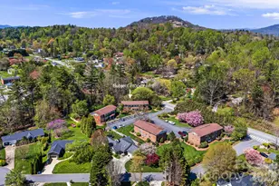 28 Capri Ln, Hendersonville, NC 28792 - Photo 35