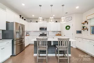 17502 Snug Harbor Rd, Charlotte, NC 28278 - Photo 13