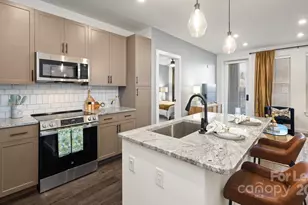 515 Royal Ct, Charlotte, NC 28202 - Photo 27