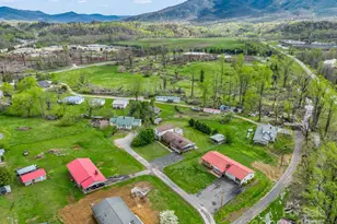 88 N Valley St, Marion, NC 28752 - Photo 39