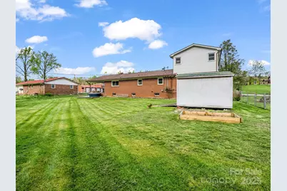 88 N Valley Street, Marion, NC 28752 - Photo 33