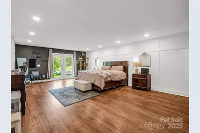 88 N Valley Street, Marion, NC 28752 - Photo 3