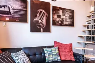 201 S Hoskins Rd, Charlotte, NC 28208 - Photo 5