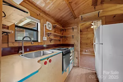 2978 Nc 9 Highway, Black Mountain, NC 28711 - Photo 11