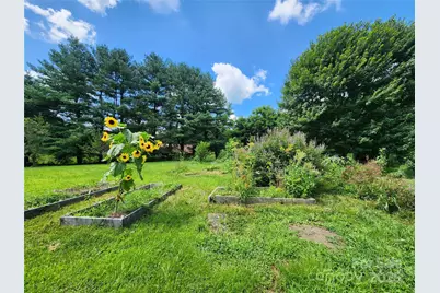 2978 Nc 9 Highway, Black Mountain, NC 28711 - Photo 29