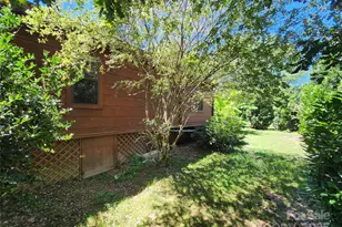 2978 Nc 9 Hwy, Black Mountain, NC 28711 - Photo 23