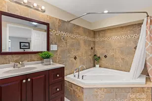 184 Aurora Dr, Asheville, NC 28805 - Photo 23