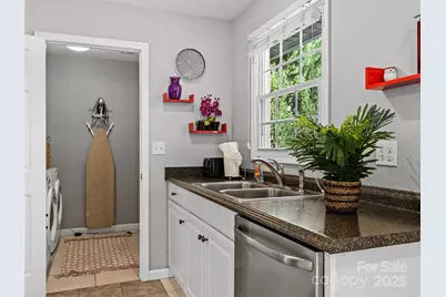 184 Aurora Drive, Asheville, NC 28805 - Photo 11