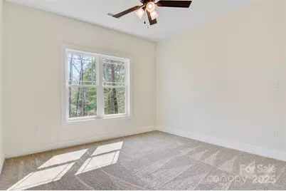 9165 Cherokee Drive, Hickory, NC 28601 - Photo 25