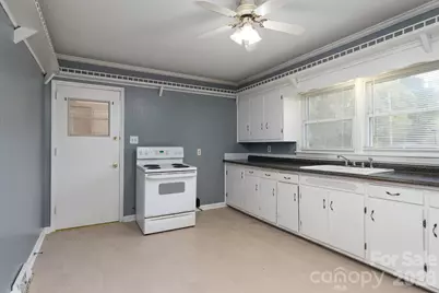 668 Riverside Drive, Lincolnton, NC 28092 - Photo 7