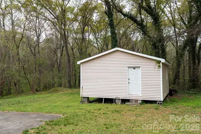 668 Riverside Drive, Lincolnton, NC 28092 - Photo 27
