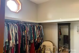 2399 Pleasant Grove Rd, Hendersonville, NC 28739 - Photo 7