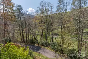 1429 Country Club Dr, Maggie Valley, NC 28751 - Photo 3