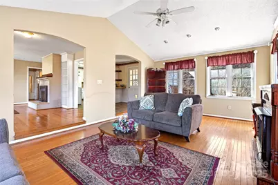 106 Chapel Street, Spruce Pine, NC 28777 - Photo 5