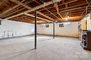 106 Chapel St, Spruce Pine, NC 28777 - Photo 25