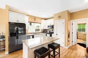 180 Moody Ave, Candler, NC 28715 - Photo 11