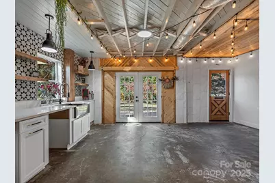 2701 Old North Sharon Amity Road, Charlotte, NC 28205 - Photo 25