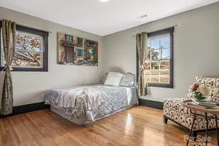 2701 Old North Sharon Amity Rd, Charlotte, NC 28205 - Photo 19