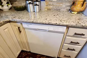 406 S Caldwell Ave, Newton, NC 28658 - Photo 35