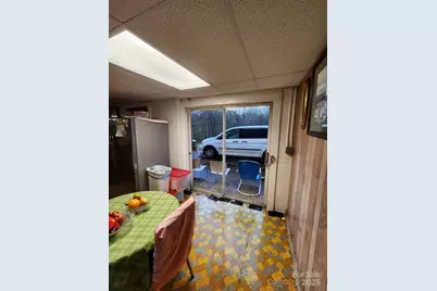 406 S Caldwell Avenue, Newton, NC 28658 - Photo 7