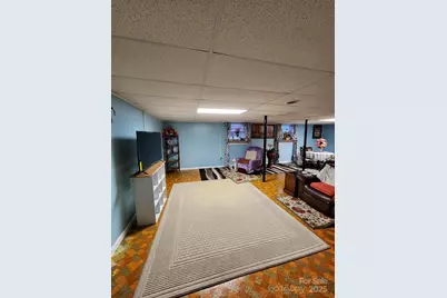 406 S Caldwell Avenue, Newton, NC 28658 - Photo 13