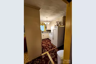 406 S Caldwell Avenue, Newton, NC 28658 - Photo 29