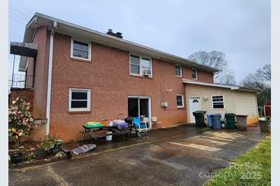 406 S Caldwell Avenue, Newton, NC 28658 - Photo 3